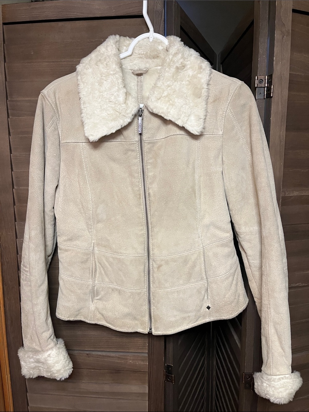Women's Cream Faux-Shearling Collar Zip Jacket